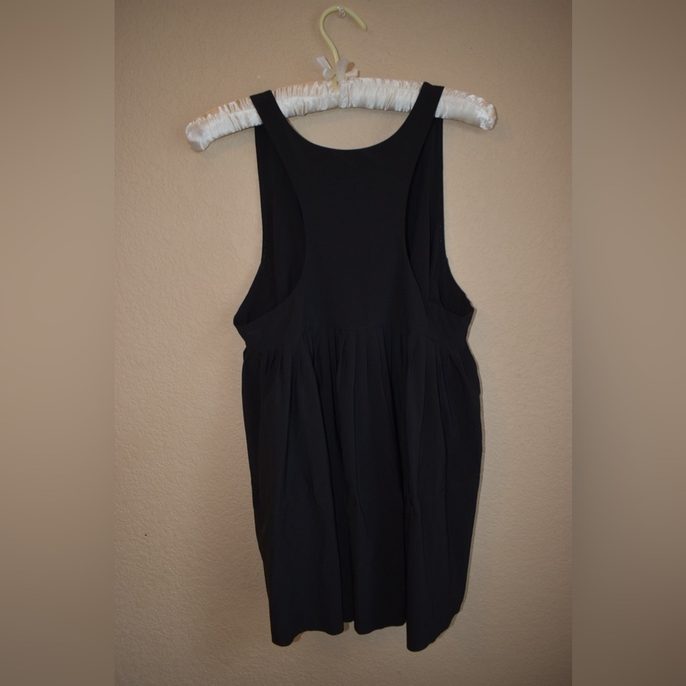 ATHLETA Swing Forward Pleated Tank, Black, L - Picture 12 of 12